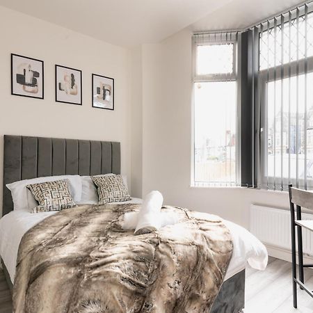 Cosy Cardiff Apartments - Garden Lounge Exterior photo