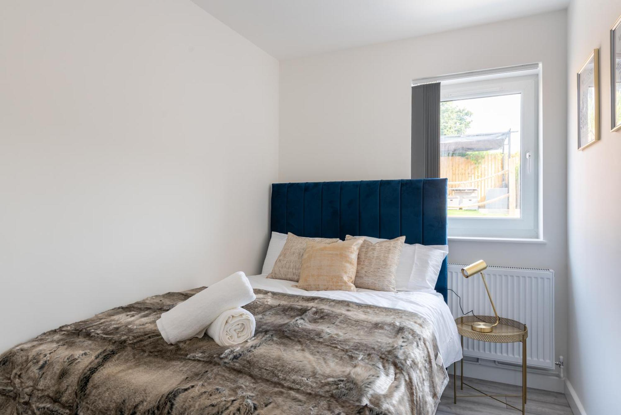 Cosy Cardiff Apartments - Garden Lounge Exterior photo